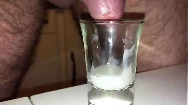 Hotte cum in shot glass varme film