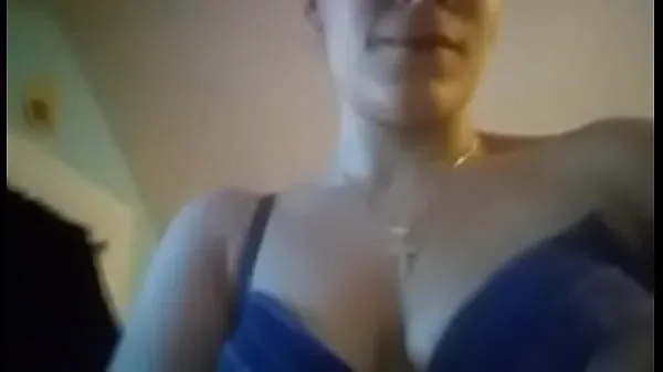 Sexy Spanish Teen Flashing on cam Filem hangat panas