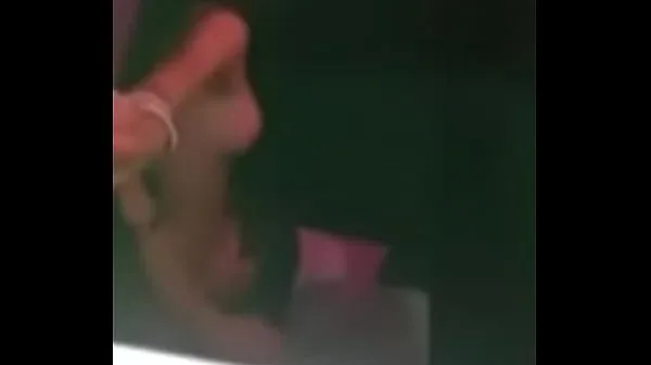 Nóng Lesbians fucking in a nightclub Phim ấm áp