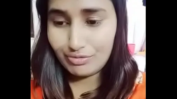 Hotte Swathi naidu sharing her contact details varme film