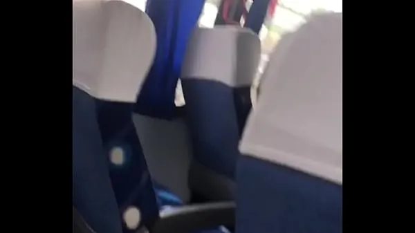 Vroči jacking off on the bus topli filmi