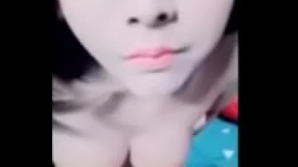 뜨거운 Secret group live. Nong Kae mixes very beautiful tits 따뜻한 영화