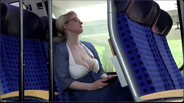 saggy natural big tits in public Filem hangat panas