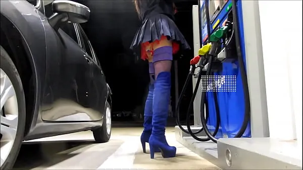 گرم Crossdresser Mini Skirt in Public --Gas station گرم فلمیں