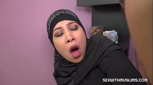 뜨거운 Hot muslim babe gets fucked hard 따뜻한 영화