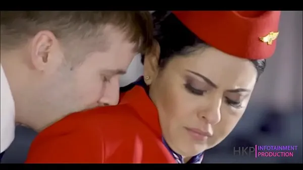 ภาพยนตร์ยอดนิยม qatar flight attendant เรื่องอบอุ่น