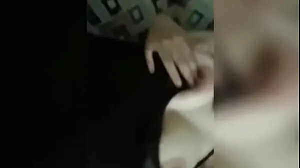 Vroči A Saudi brother fucks his sister in her pussy topli filmi