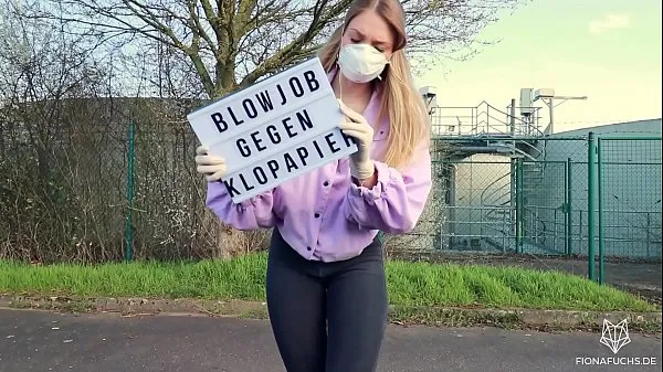 Menő Fiona Fuchs fucks for toilet paper meleg filmek