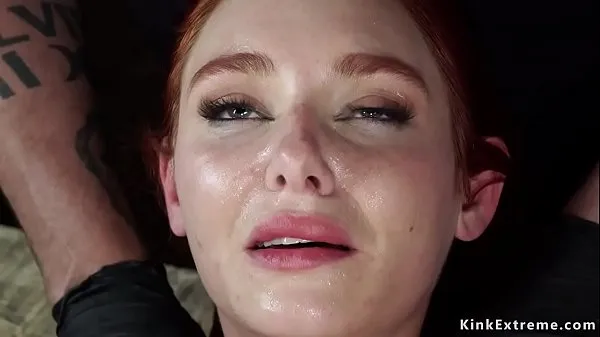 Populárne Redhead hogtied in horizontal suspension horúce filmy
