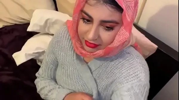 Heta Arabian beauty doing blowjob varma filmer