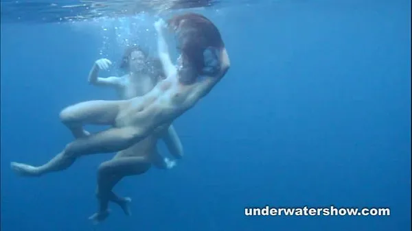 Hete 3 girls stripping in the sea warme films