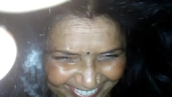 Indian housewife cheats her husband Film hangat yang hangat