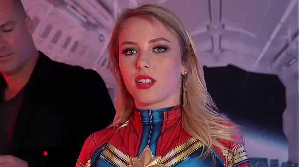 Menő Amateur Boxxx - Dixie Lynn is a Teenage Captain Marvel meleg filmek