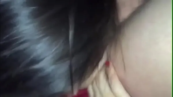 A guy shot an amateur sex video about how a prostitute gives him a blowjob Film hangat yang hangat