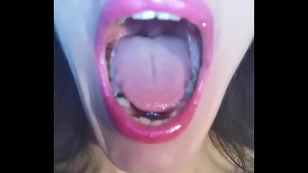 Film caldi Beth Kinky - Cumslut teenager offre la sua gola per la torta della gola pt1 HDcaldi