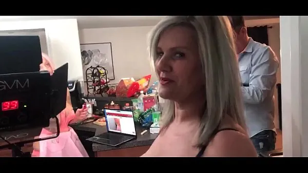 گرم Cosplay amateur sluts sharing dick in POV video گرم فلمیں
