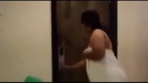 Hot Indian Delivery boy viral video with auntie warm Movies