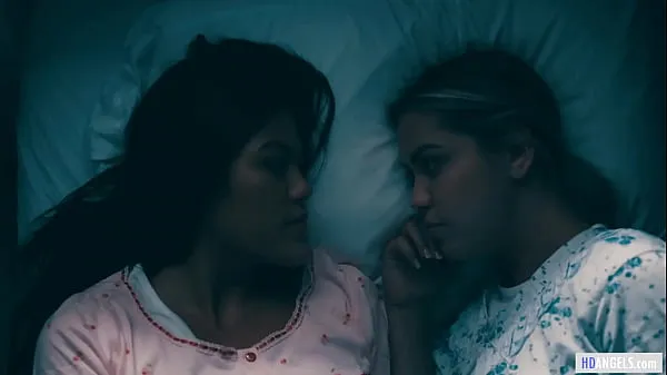 Christian Girl's Farewell Sex - Alina Lopez, Kendra Spade Film hangat yang hangat