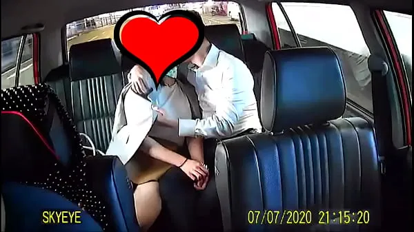 Hotte The couple sex on the taxi varme filmer