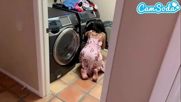 أفلام ساخنة Fucked my step-sister while doing laundry دافئة