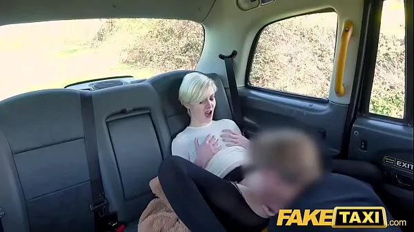Hotte Fake Taxi Lucky mature guy eats hot pussy and creampies blonde sexy student varme film