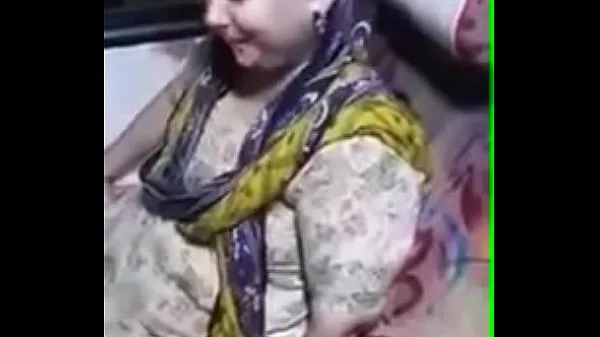 Hotte Desi want to cool fuck in outside | Desi need cock in public transport varme film
