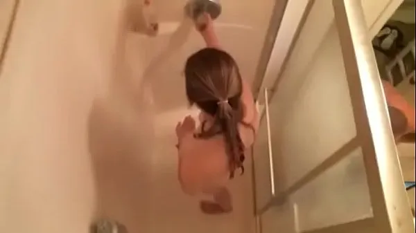 Nóng husband crashes my shower Phim ấm áp