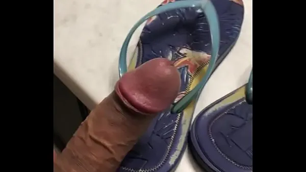 گرم Flip flop slippers seduction with uncut cock گرم فلمیں