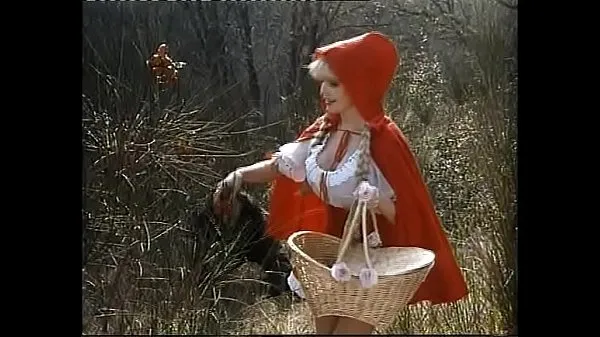 أفلام ساخنة The Erotix Adventures Of Little Red Riding Hood - 1993 Part 2 دافئة