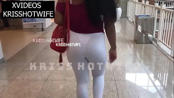 Kuumia Kriss Hotwife Going to Workout In Sheer Pants To Drive Males Crazy In The Gym lämpimiä elokuvia