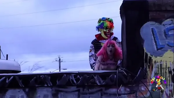 Hot Gibby The Clown fucks Fucktoyjude at little five points In Atlanta warm Movies
