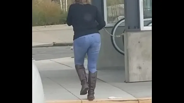 Hot A fan sighting of GILF sex star MarieRocks in a parking lot warm Movies
