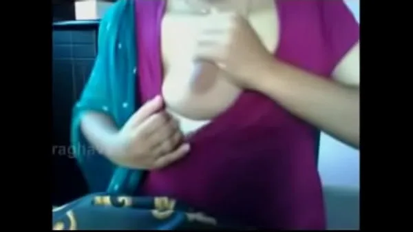 Vroči Bangalore bhabhi showing her small boobs 96493 natural tits 04788 topli filmi