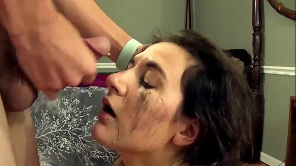 Hotte Girl Facefucked and Facial With Running Makeup varme film