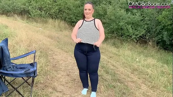 Mia Sweetheart fits her fat ass in jeans Filem hangat panas
