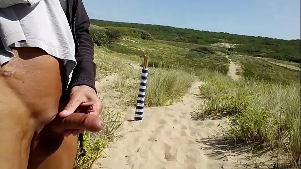 Heta I jerk off in the dunes, naturist beach varma filmer