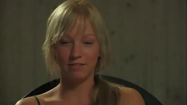 Kuumia Two cocks fall for Swedish whore Elise Olsson lämpimiä elokuvia