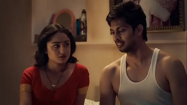 گرم Babita does not like clothes while in bed Webseries Aashram گرم فلمیں