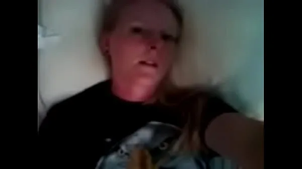 गर्म Blonde selfie masturbates गर्म फिल्में