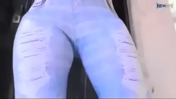 Καυτές woman pissing her pants ζεστές ταινίες