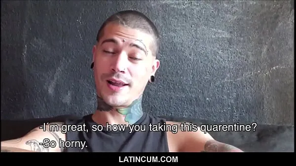 뜨거운 Amateur Tattooed Twink Latino Boy Fucked By Neighbor During Coronavirus Lockdown - Kendro 따뜻한 영화