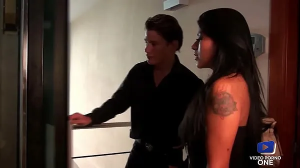 Hete This girl wants me to fuck her in the elevator warme films
