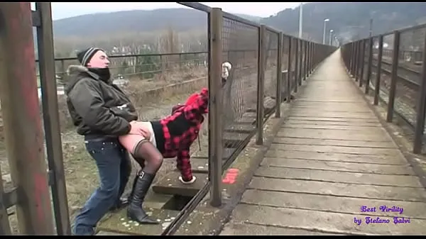 Stepdad picks up stepdaughter from school and then fucks her on a bridge Film hangat yang hangat