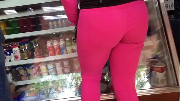 Kuumia Tight ass in pink leggings lämpimiä elokuvia