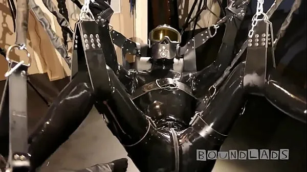 Hot Boundlads - a Gear Sub in Rubber warm Movies