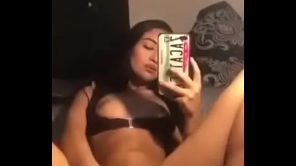گرم Girl makes video fingering Herself in mirror گرم فلمیں