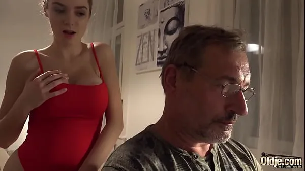 گرم Bald old man puts his cock inside teen pussy and fucks her گرم فلمیں