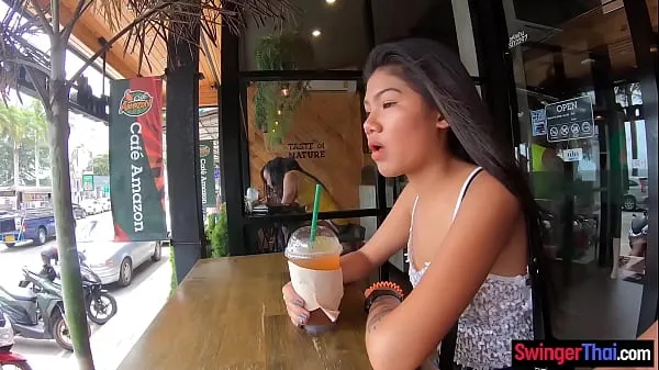 Amateur Asian teen beauty fucked after a coffee Tinder date Filem hangat panas
