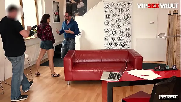 گرم VIP SEX VAULT - (Nikki Waine & David Perry) Sexy Ukrainian Gets Spanked While She's Fucked From Behind گرم فلمیں