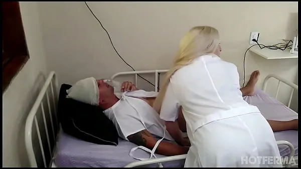 Nurse fucks with a patient at the clinic hospital Film hangat yang hangat